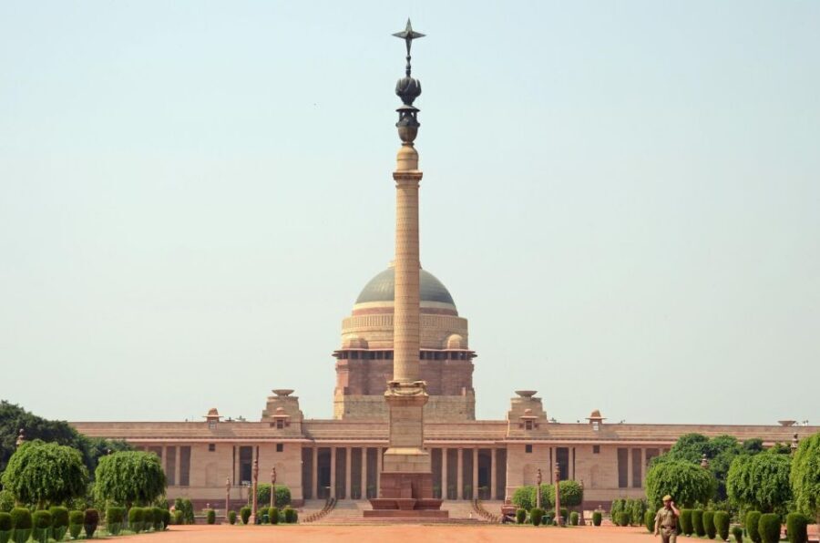 Delhi: Old & New Delhi Private Guided Sightseeing Tour - Your Guide Makes (or Breaks) the Day