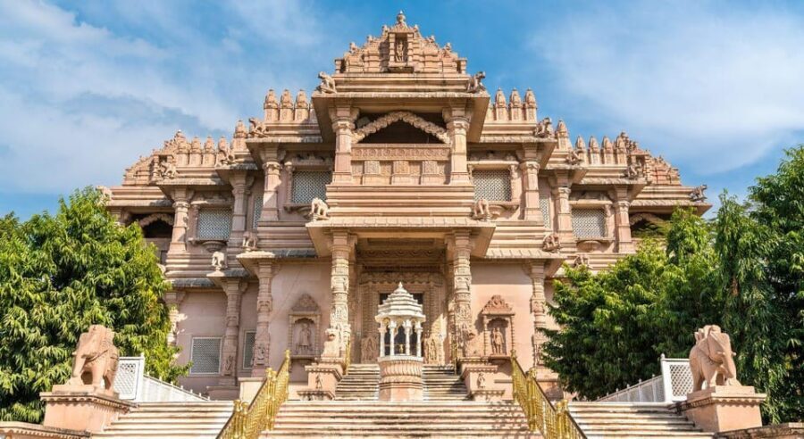 Delhi: Private 3-Day Golden Triangle Tour with Hotel - Private guide + driver support: the real value (not just transport)