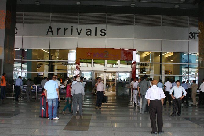 Delhi - Private arrival transfer from Airport to Hotel - Where you get dropped: from Indira Gandhi Airport to your exact New Delhi address