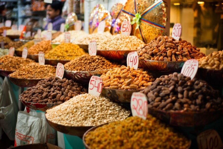 Delhi: Private Chandni Chowk, Food Tasting, & Tuk-Tuk Tour - Who should book this tour (and who should skip it)