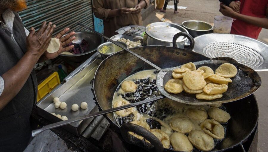 Delhi: Private Chandni Chowk, Food Tasting, & Tuk-Tuk Tour - The guide experience: how names show up in the quality