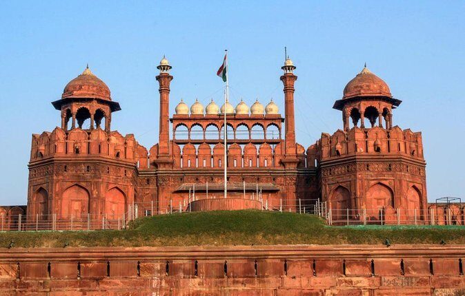 Delhi Private city tour - Pickup, vehicle comfort, and why it matters in Delhi