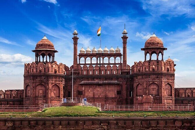 Delhi - Private Day Tour of New Delhi & Old Delhi - Starting in Comfort: Pickup, A/C Car, and Mobile Ticket