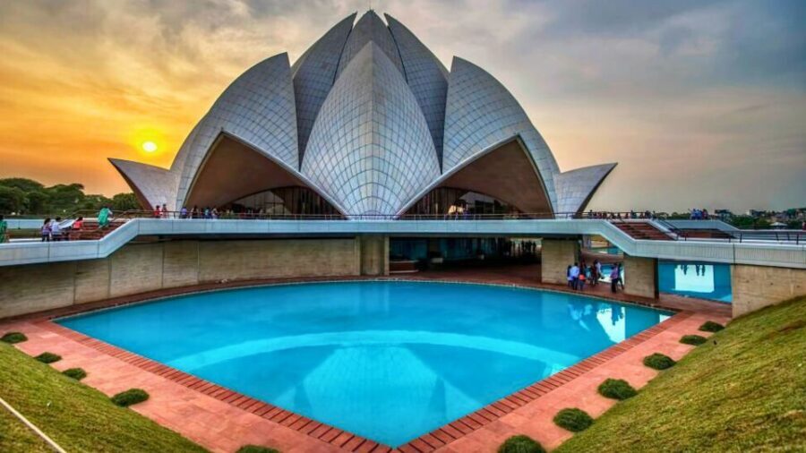 Delhi: Private Delhi Spiritual Sightseeing Tour By Car - Akshardham: Hindu Devotion, Scale, and Meaning in One Stop