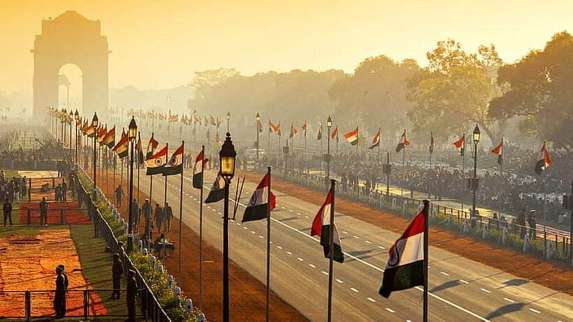 Delhi: Private Full-Day City Tour of Old and New Delhi - Humayun’s Tomb: Mughal gardens and the Taj Mahal connection