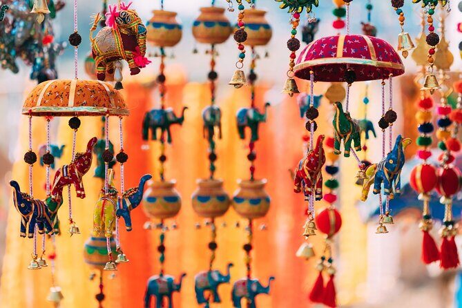 Delhi: Private Guided Shopping Tour with Transfers - Chandni Chowk: the Old Delhi shopping energy you actually want