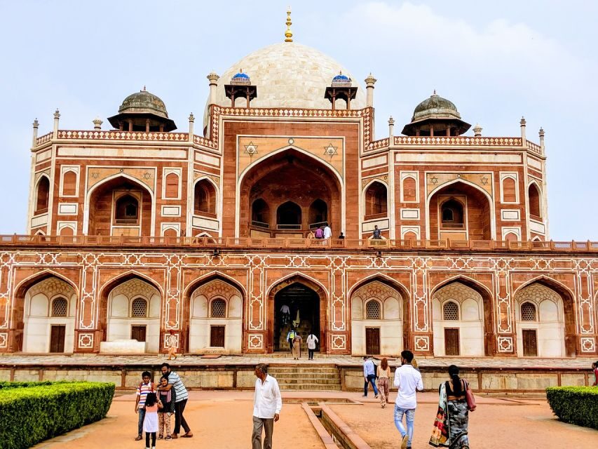 Delhi: Private Half Day City Sightseeing Tour - Private Transport in Delhi Keeps the Half-Day Actually Enjoyable
