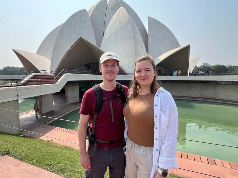 Delhi: Private Half-Day or Full-Day Old and New Delhi Tour - New Delhi Icons: Lotus Temple, Humayun’s Tomb, and the Independence Trail