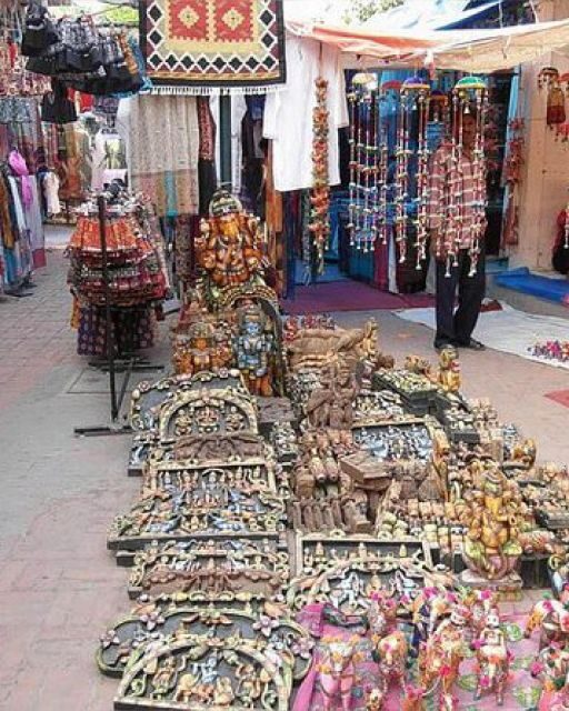 Delhi: Private Half-Day Shopping Tour with Guide & Transfers - Chandni Chowk: Old-School Shopping Energy (and Where It Can Go Right)