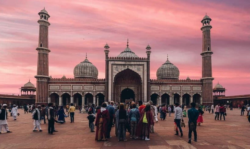 Delhi: Private Old & New Delhi Tour – Full or Half Day - Red Fort: Mughal power you can still feel