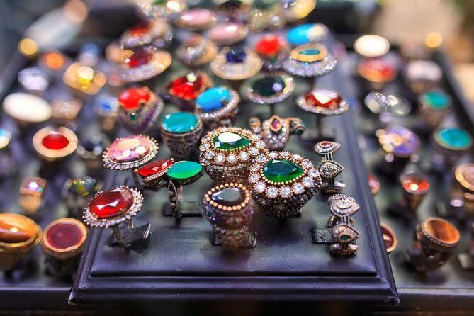 Delhi Private Shopping Tour with transfers - Value Check: Is $17.59 a Good Deal for Delhi Shopping?
