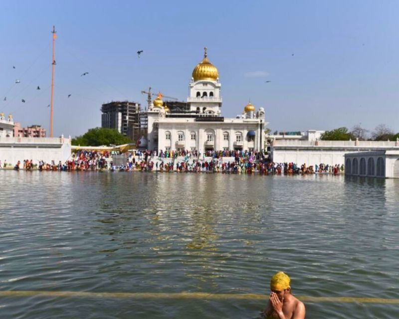 Delhi: Private Spiritual Sites Car Tour with Lunch and Entry - Jama Masjid: the grand start that sets the tone
