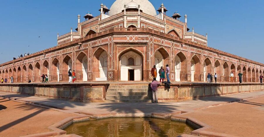 Delhi: Private Tour of Old & New Delhi with Optional Tickets - Chandni Chowk + Kinari Bazaar: where your senses steer the walk