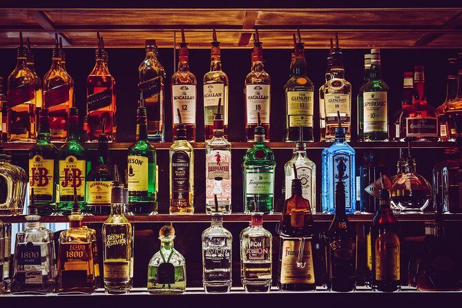 Delhi: Pub Crawl (3 Hours Guided Bar Hopping Tour) - What you really get in 3 hours: drinks, stories, and group energy