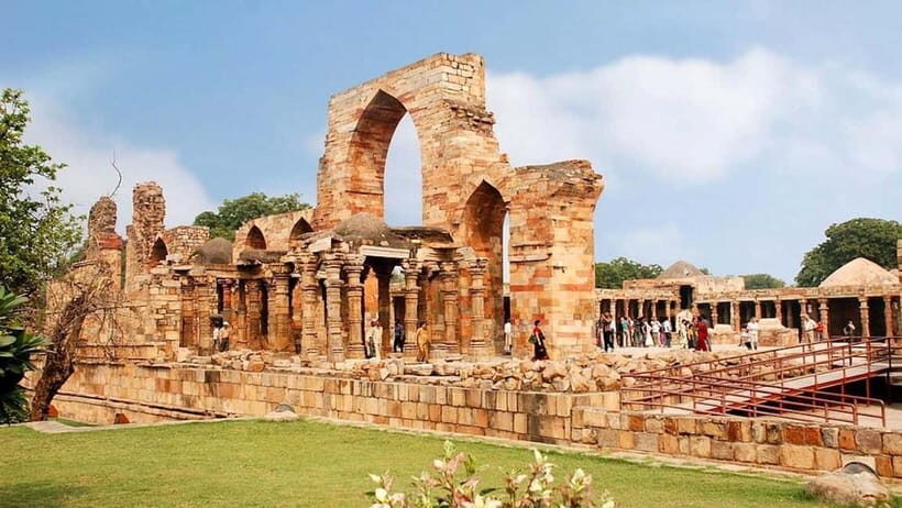 Delhi: Qutub Minar UNESCO World Heritage Site Walking Tour - Key things I’d bet on in this Qutub Minar tour