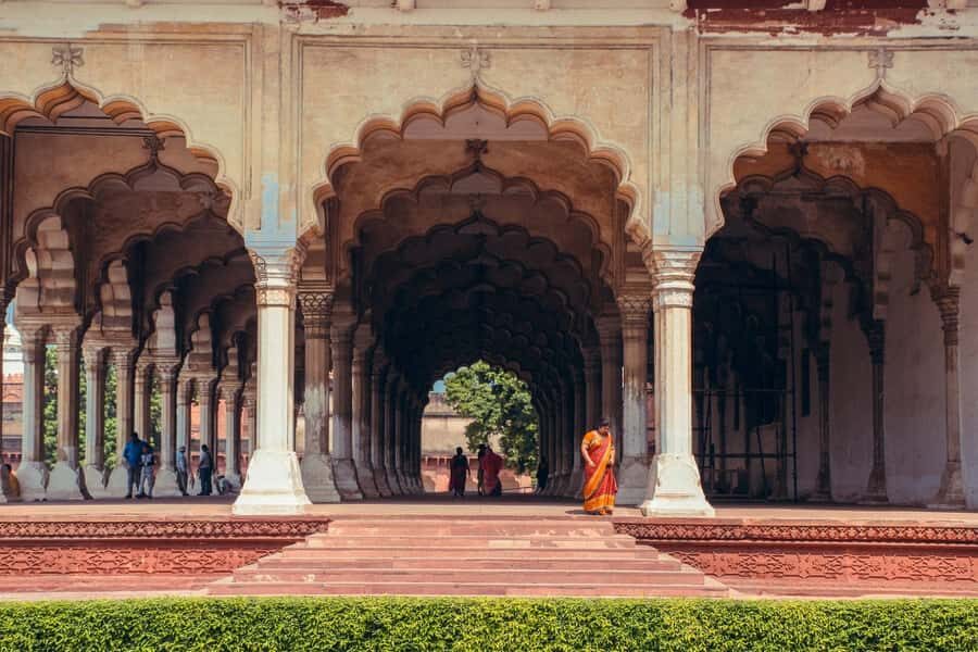Delhi: Red Fort & Jama Majid Private Tour by Car - Chandni Chowk (optional): walk or rickshaw for the street-level taste of Old Delhi