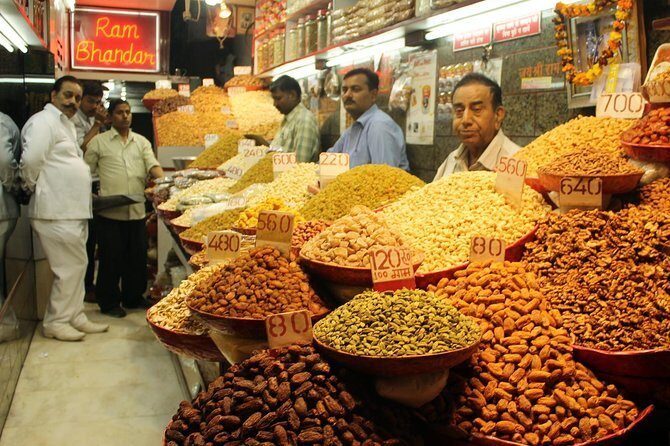 Delhi Shopping Tour - Private & Custom - What You Can Shop For (And How a Guide Helps)