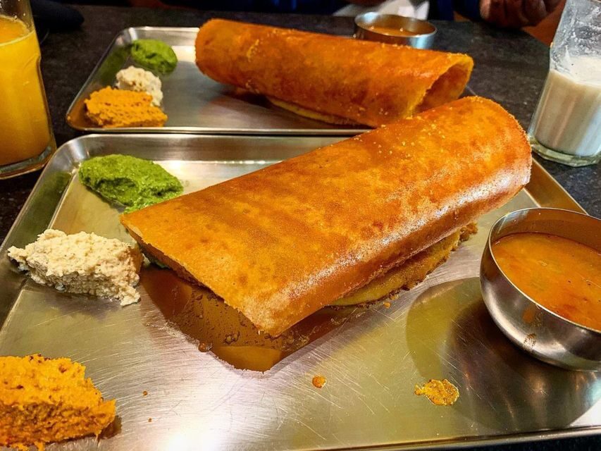 Delhi Street Art Tour: Explore the Murals & Visit a Stepwell - Tuk-Tuk Hops and Photo Stops: Getting the Best Angles Without Feeling Rushed