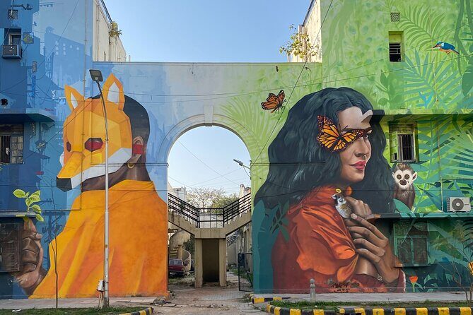Delhi Street Art Walk in Lodhi Art District with Chai & Food - Who should book this Lodhi street art and chai walk