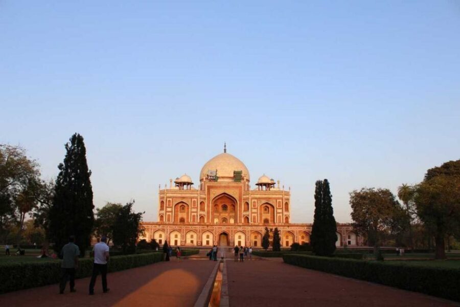Delhi: Street Food Walking Tour of Old Delhi with Tastings - Gali Batashan: chaat you’ll want to eat by the streetlight