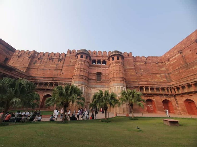 Delhi: Sunrise Taj Mahal & Elephant SOS Tour with Transfers - Who should book this and who should think twice