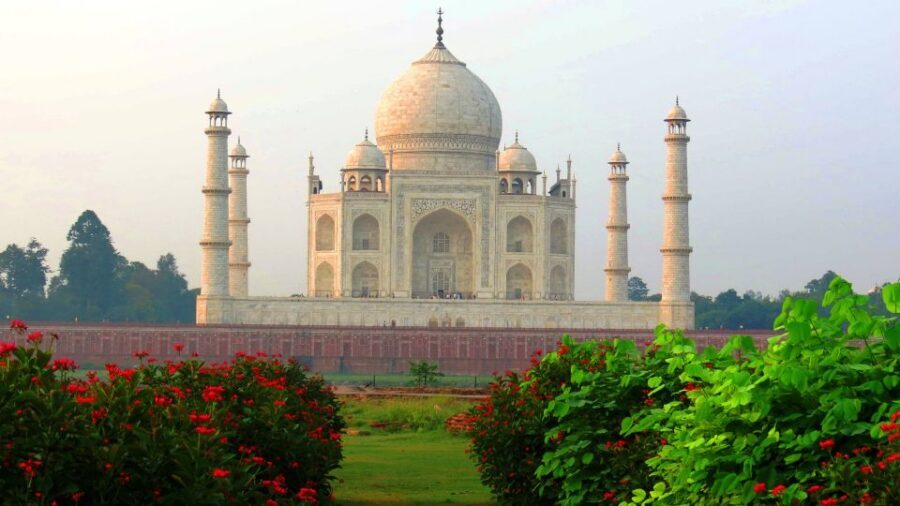 Delhi: Taj Mahal & Agra Fort Private Tour with Baby Taj - Agra Fort inside the Red Fort complex: power behind the walls
