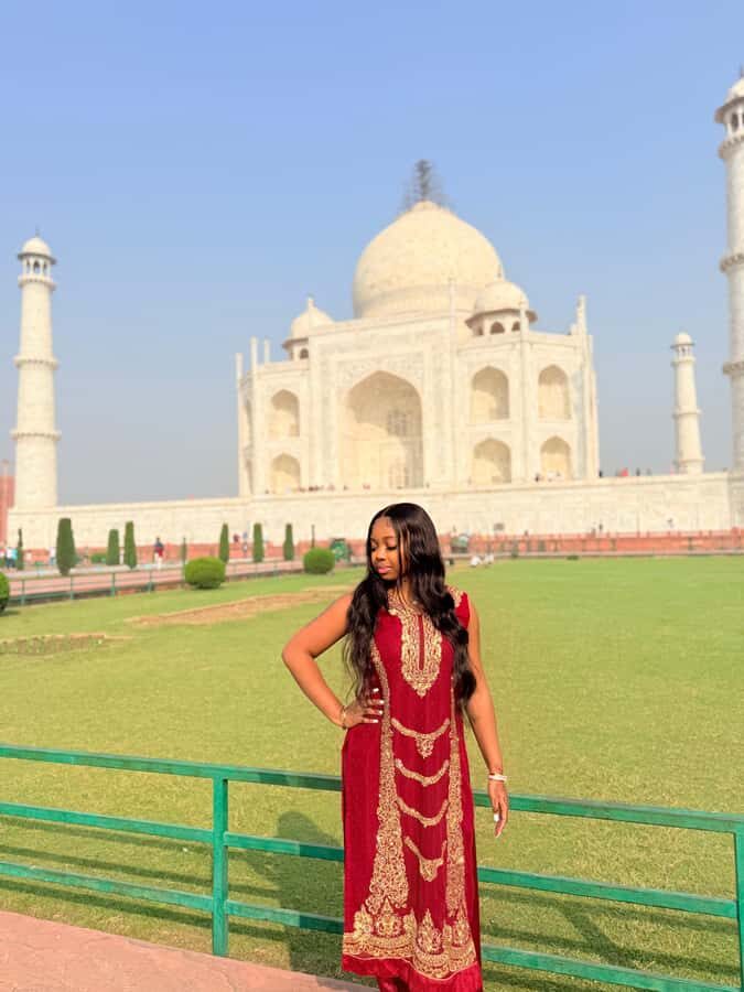 Delhi: Taj Mahal & Agra Tour by Gatimaan Express Train - Key things to know before you go