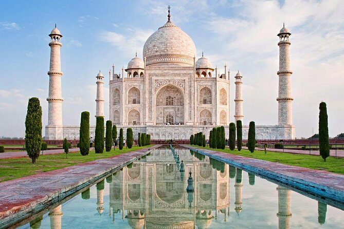 Delhi To Agra Private Transfer - Pickup in Delhi: meet-and-greet and what to double-check