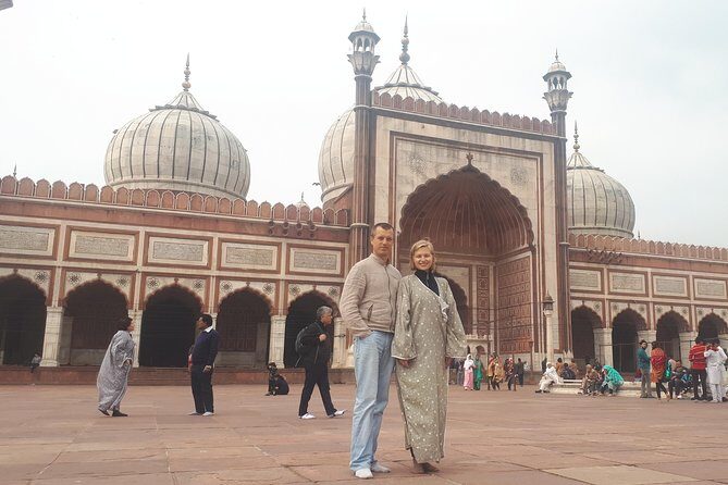Delhi Tour with private car and local guide full day - Chandni Chowk by tuk-tuk: the Nose of Delhi on street level