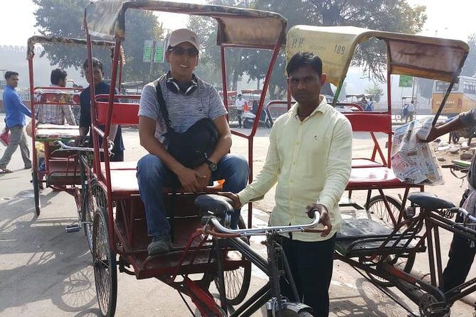 Delhi Tour with Tuk Tuk Rikshaw Experience - Old Delhi by tuk-tuk: the fastest way through the maze