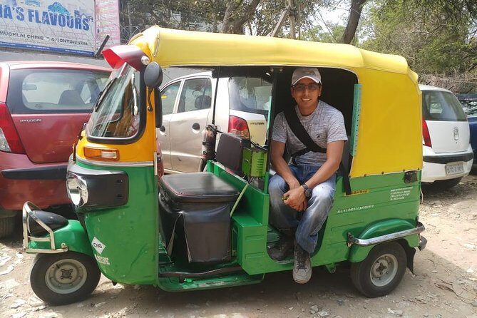 Delhi Tour with Tuk Tuk Rikshaw Experience - Agrasen Ki Baoli and Qutub Minar: two very different “wow” finishes