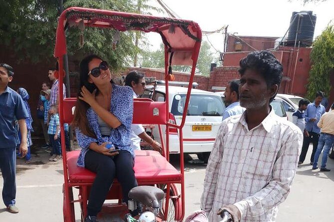 Delhi Tour with Tuk Tuk Rikshaw Experience - Jama Masjid: a powerful start with practical limits