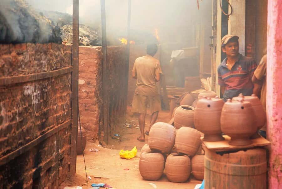 Dharavi: Daily Life inside Asia's Largest Slum walking tour - The industrial start: where Dharavi works, right now
