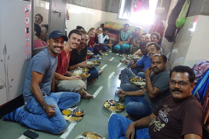 Dharavi Tour and Family Lunch - Dharavi workshops and a festival atmosphere to set the tone