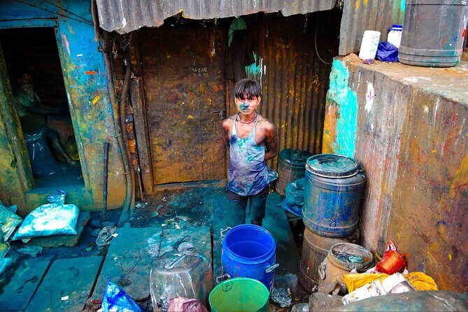 Dharavi Tour Including Car Transfer - Meeting the people behind the tour: guides, drivers, and Reality Gives
