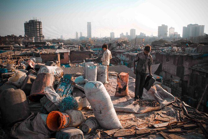 Dharavi Tour Including Car Transfer - Dhobi Ghat: Mumbai’s outdoor laundry stop in about 20 minutes