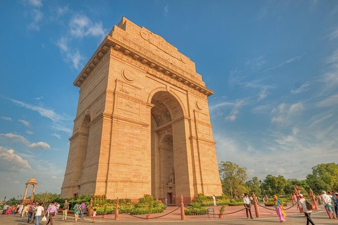 Discover Delhi's Cultural Heritage in a Day with Food Tasting - New Delhi morning: Humayun’s Tomb, Qutub Minar, and the Iron Pillar