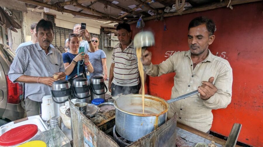 Discover Mumbai's street & beach with Vegetarian food tour - Vegan Options vs. Gluten-Free Reality