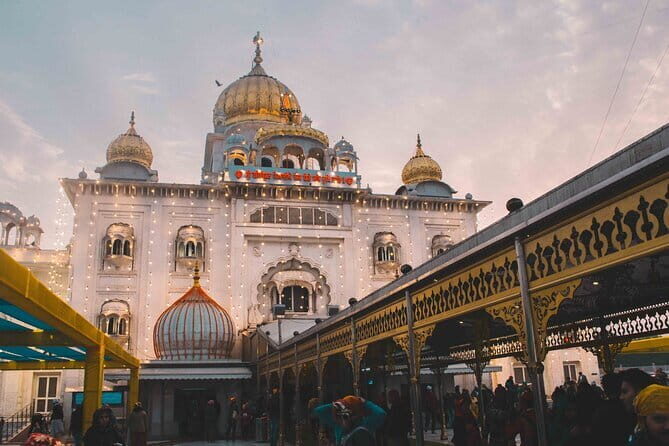 Divine Delhi: Full-Day Tour of Temples & Spiritual Sites - Hotel Pickup, AC Comfort, and a Small Group That Works