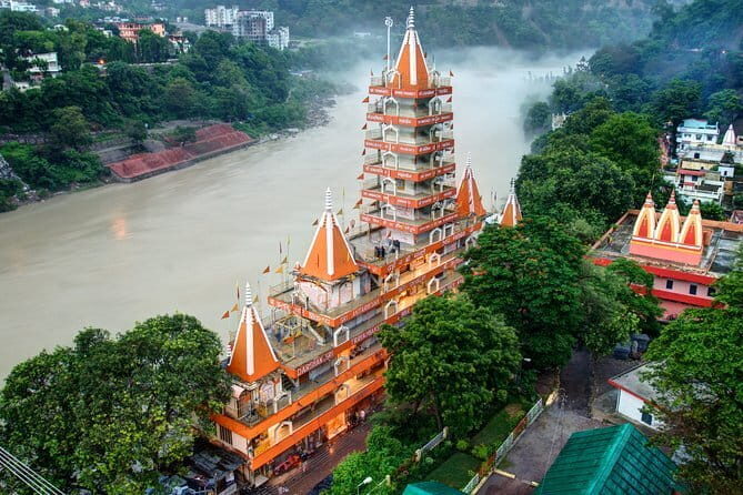 Divine Ganga Aarti in Haridwar and Rishikesh Tour - Haridwar Ghat Time: Har Ki Pauri and the Lamp-Steps Experience