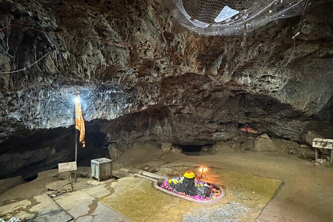 Dwarka Somnath Diu Spiritual Circuit Gujarat - Meeting in Ahmedabad at 10:00 pm and How the Group Trip Moves