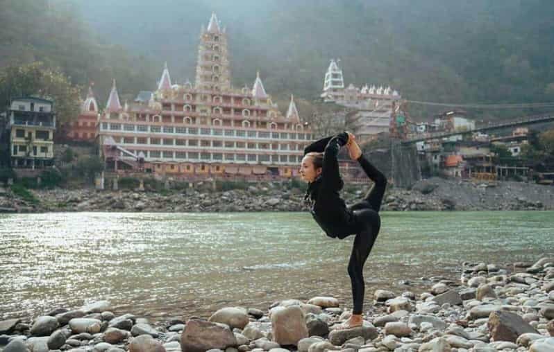 Early Morning 2 Hours Yoga Session In Rishikesh at Ghat - Why a 5AM Ganga ghat session feels different