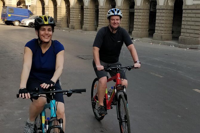 Early Morning Old Mumbai Private Cycle Tour With Breakfast - Gateway of India to the Taj Mahal Palace: Starting With the Big Symbols