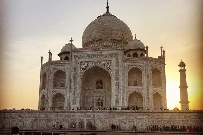 Early morning Taj Mahal & Agra Fort Same Day return experience from Delhi - Early-morning Agra: why the Taj timing is the whole game