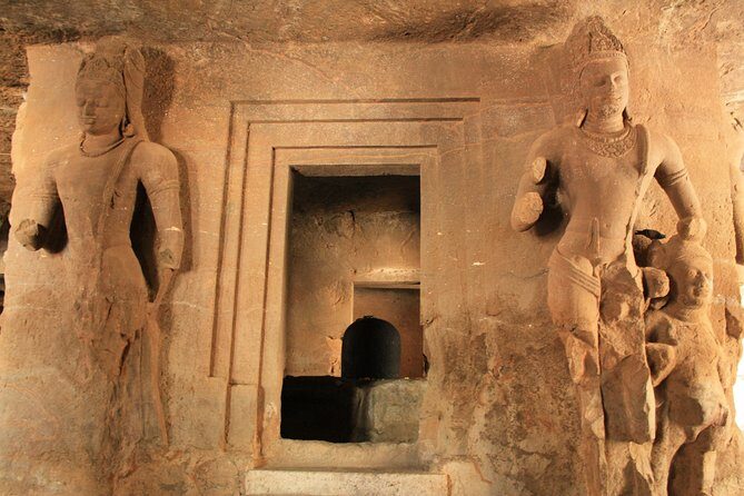 Elephanta Island Guided Tour - What to wear and bring: small things that prevent big annoyances