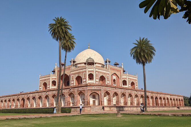 Epic Private Tour of Delhi with Premium Guide & Car - Price and Logistics: what $50 really buys you