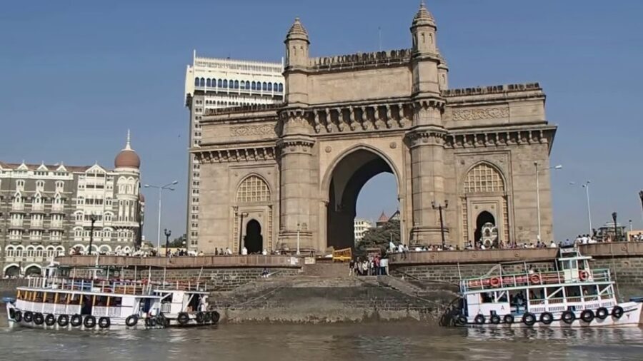 Essence of Mumbai: Half-Day Private Tour - Kala Ghoda Art District and the Colonial Streets Nearby