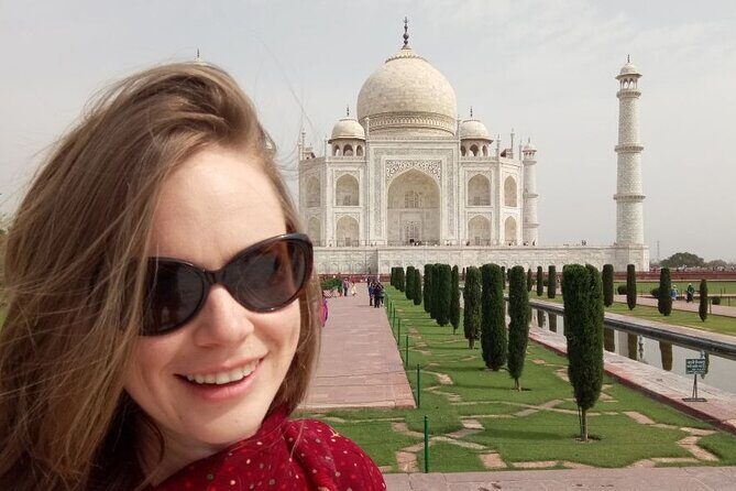 Ex-Delhi: Same Day Agra Tour by Superfast Train with Transfers - Same-day Agra without the logistics headache