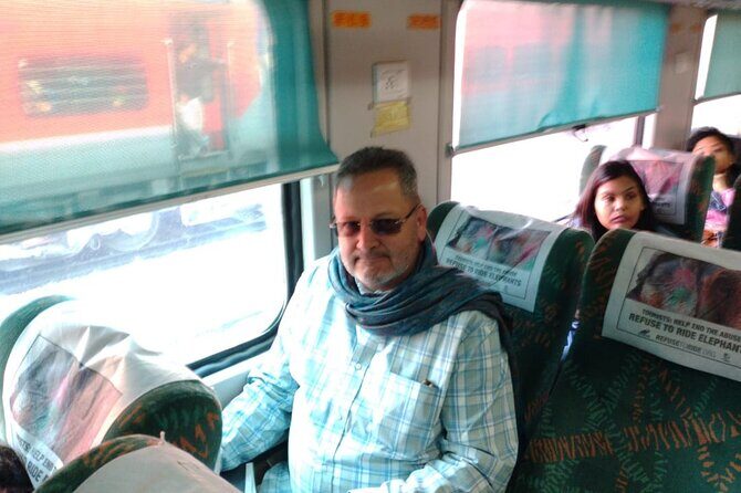 Ex-Delhi: Same Day Agra Tour by Superfast Train with Transfers - Train travel: the advantage of letting the rails do the work
