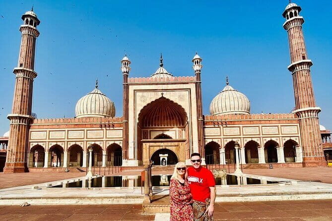Exclusive Full-Day Guided Tour of Old and New Delhi - Jama Masjid: a big courtyard moment with an easy walking pace